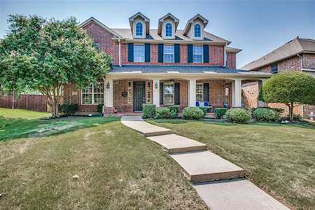 636 King Lionel Lane Lewisville, TX 75056