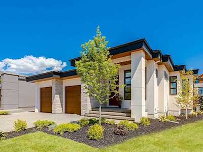 70 Aspen Ridge Square SW Calgary, AB T3H 1T2