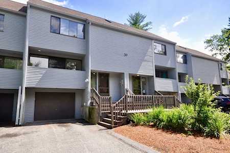 393 Pinecone Strand #393 Acton, MA 01718