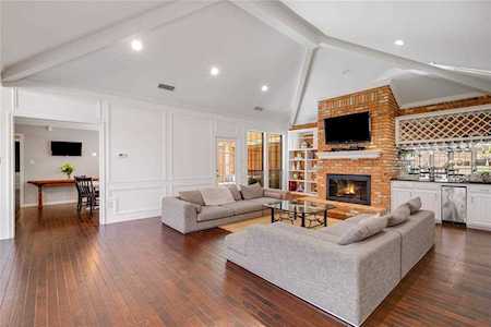 12535 Matisse Lane Dallas, TX 75230