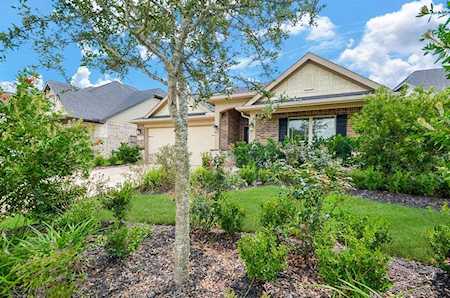 3518 Shadow Bay Ct Fulshear, TX 77441