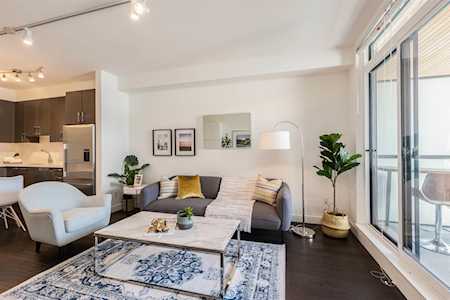 5325 West Boulevard #315 Vancouver, BC V6M 3W4