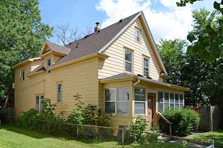 1066 Woodbridge Street Saint Paul, MN 55117