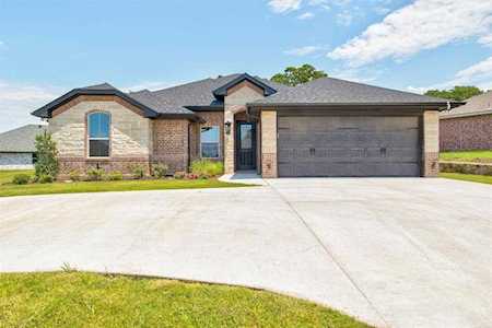 215 Jacinth Lane Granbury, TX 76049