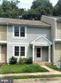 15227 Streamside Ct Dumfries, VA 22025