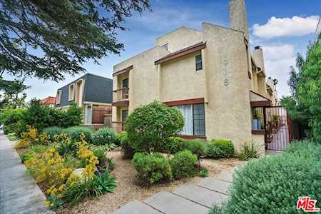 918 9th Street #C Santa Monica, CA 90403