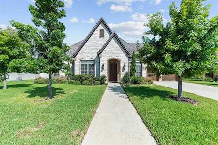 8504 Tierra Court Benbrook, TX 76126