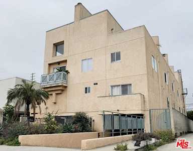 3439 Keystone Avenue #1 Los Angeles, CA 90034