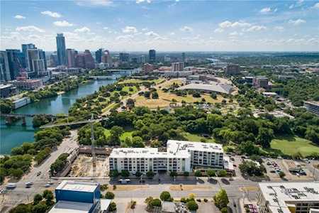 210 Lee Barton Dr #309 Austin, TX 78704
