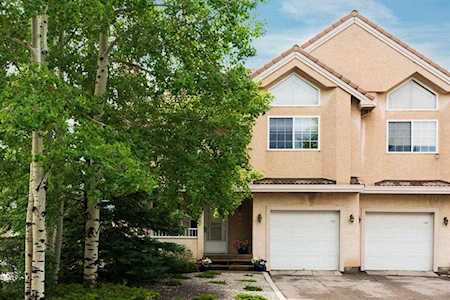 1710 Patterson View SW Calgary, AB T3H 3J9