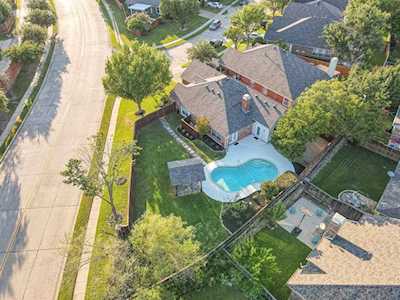 9300 Ponderosa Trail Irving, TX 75063