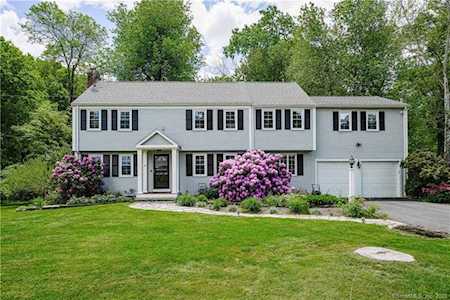 15 Westborough Drive West Hartford, CT 06107