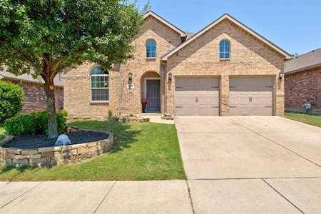 617 Bareback Lane Fort Worth, TX 76131