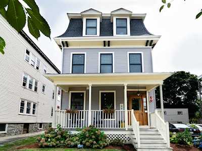 12 Centre Ave #1 Boston, MA 02124