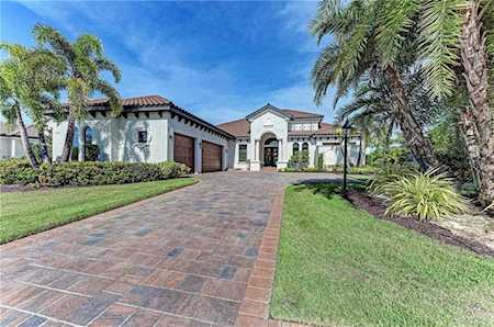 7413 Seacroft COVE Lakewood Ranch, FL 34202
