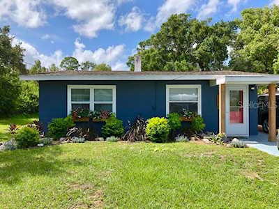 547 Bay St Dunedin, FL 34698