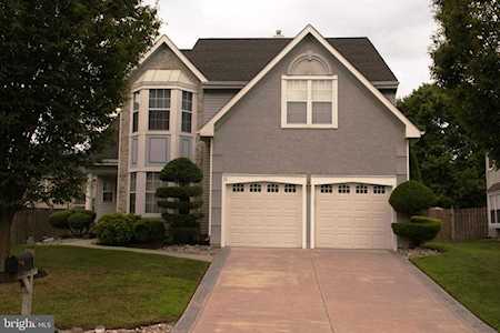 11 Ballinger Way Mount Laurel, NJ 08054