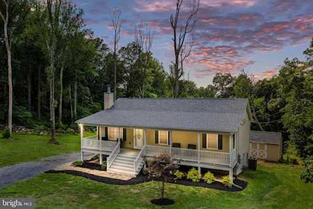 1073 High Top Rd Linden, VA 22642