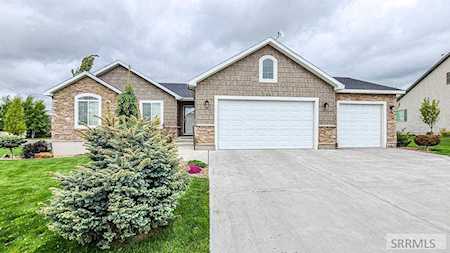 3809 Willow Ridge Drive Ammon, ID 83406