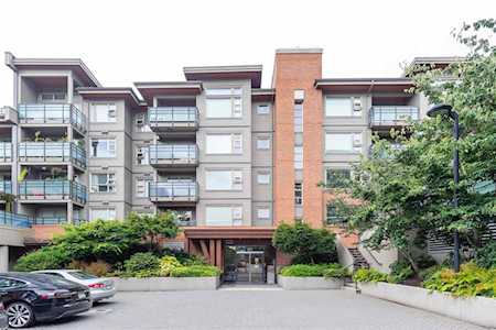1677 Lloyd Avenue #402 North Vancouver, BC V7P 0B1