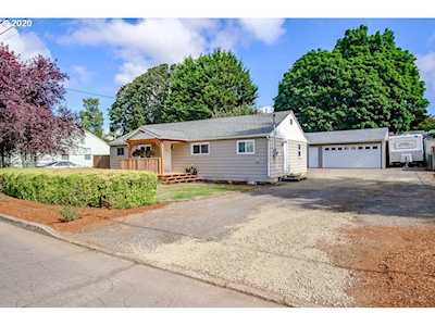 131 Randall St Oregon City, OR 97045
