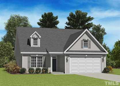 1408 Queen Trigger Drive Fuquay Varina, NC 27526