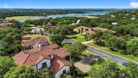 101 Harbor Hill Dr Lakeway, TX 78734