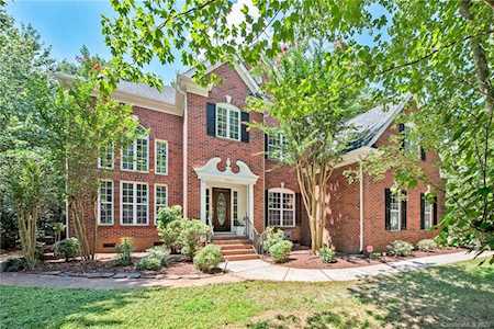 15613 Glen Miro Dr Huntersville, NC 28078