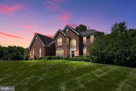 2108 Creeks Farm Ln Crownsville, MD 21032
