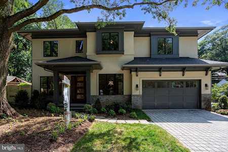 2370 Taylor St Arlington, VA 22207
