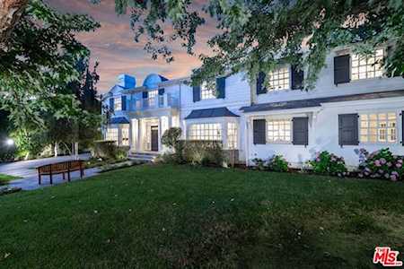 3816 Longridge Avenue Sherman Oaks, CA 91423