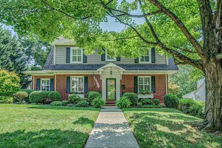 1918 SW Greenwood Roanoke, VA 24015