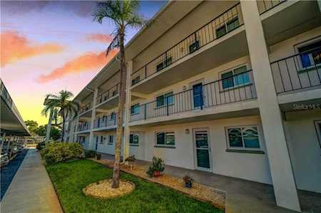 649 S Tamiami Trl #208 Venice, FL 34285