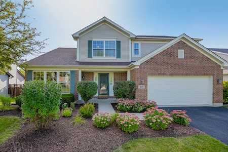 2016 Colonial St Aurora, IL 60503
