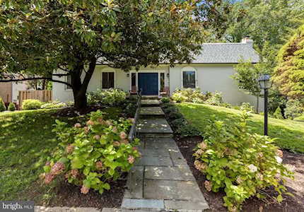 4138 River St Mclean, VA 22101
