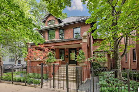 3657 N Greenview Ave Chicago, IL 60613