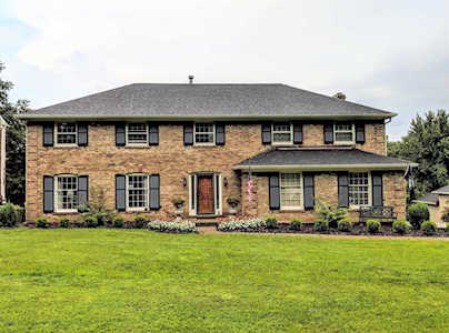 5803 Dunraven Ct Louisville, KY 40222