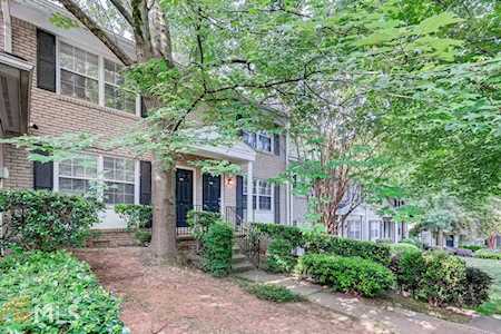 2232 Dunseath Ave #204 Atlanta, GA 30318