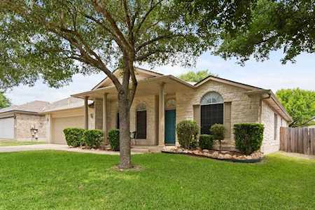 3661 Nolan Ryan Round Rock, TX 78665