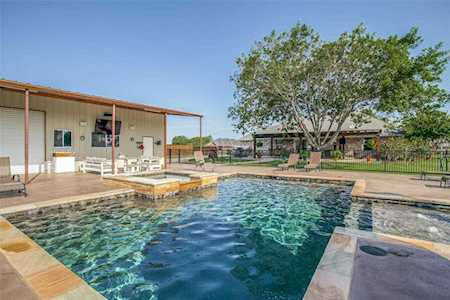 1875 N Meadow Circle Lowry Crossing, TX 75069