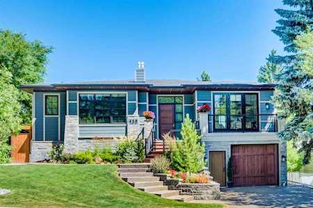 438 Brunswick Ave SW Calgary, AB T2S 1N8