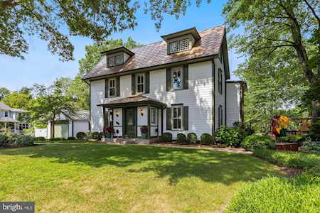 413 Columbia St Falls Church, VA 22046