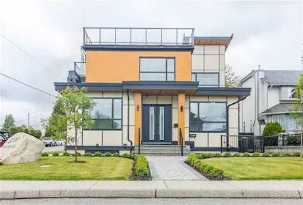 2239 London Street New Westminster, BC V3M 3G1
