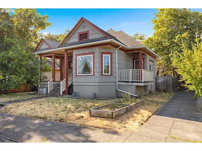 2104 NE Wygant St Portland, OR 97211