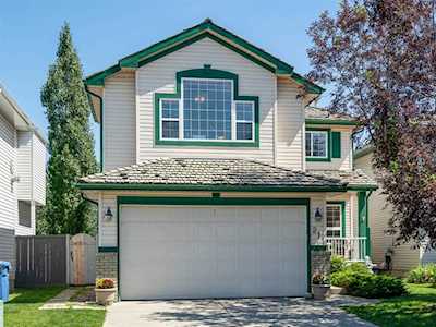 21 Douglas Woods Gardens SE Calgary, AB T2Z 3A9