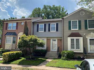 14491 Four Chimney Dr Centreville, VA 20120