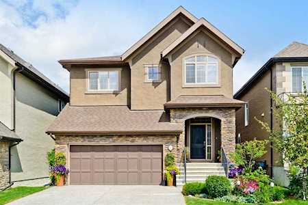 57 Quarry Way SE Calgary, AB T2C 5E5