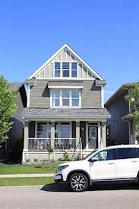 801 Evanston Dr NW Calgary, AB T3P 0M4