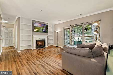 2931 Deer Hollow Way #101 Fairfax, VA 22031
