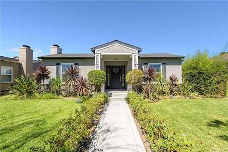 3827 Gaviota Avenue Long Beach, CA 90807
